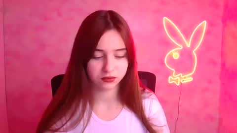 Snapshot of missmiamiss chatting on 11.14.25 Mia online show from 11.14.25