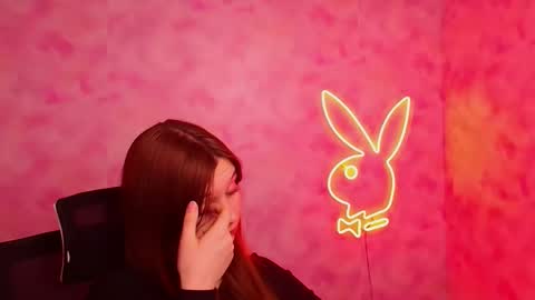 Snapshot of missmiamiss chatting on 12.16.25 Mia online show from 12.16.25