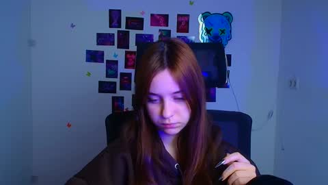 Snapshot of missmiamiss chatting on 01.07.26 Mia online show from 01.07.26