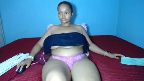 Snapshot of missmimmi69 chatting on 02.04.25 mimmi online show from 02.04.25