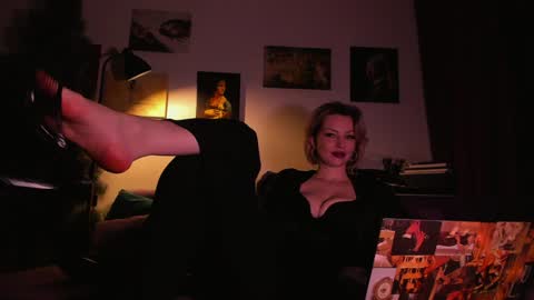 Snapshot of missmirandagd chatting on 01.04.25   online show from 01.04.25
