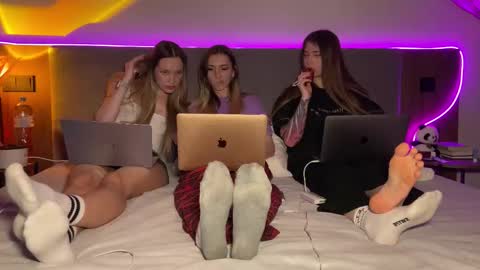 Snapshot of missmiroslava chatting on 02.07.26 missmiroslava online show from 02.07.26