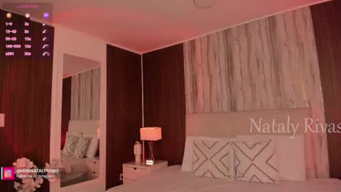 Snapshot of missnataly_ chatting on 11.10.25 Nataly Rivas online show from 11.10.25