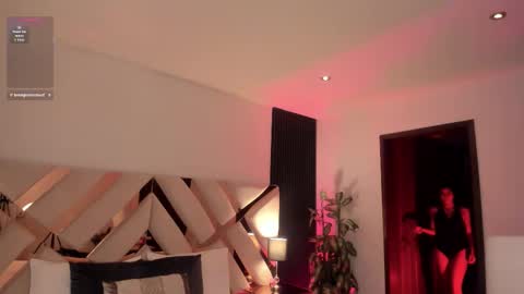 Snapshot of missnataly_ chatting on 11.13.25 Nataly Rivas online show from 11.13.25