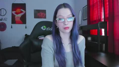 Snapshot of missnikkivill chatting on 02.19.26 Mistress Nikki Vill online show from 02.19.26