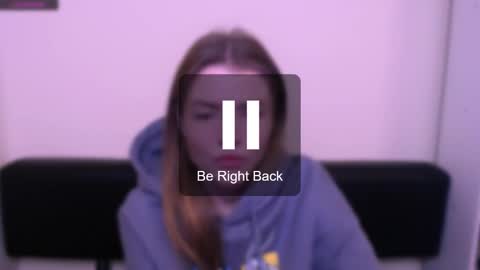 Snapshot of missoliviaa_ chatting on 01.21.25 Olivia online show from 01.21.25