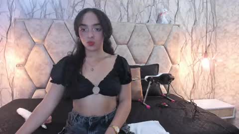 Sara  online show from 01.05.25