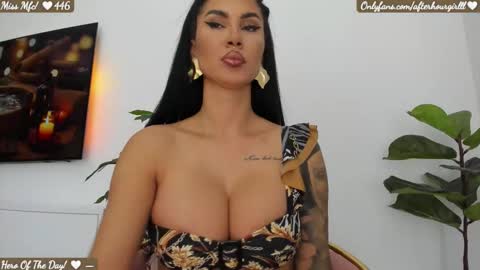 Renata online show from 09.27.25