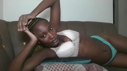 pretty gal online show from 09.26.25