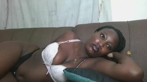 pretty gal online show from 10.20.25