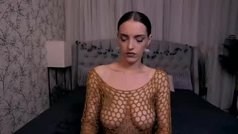 Snapshot of missrosse_ chatting on 09.09.25 Emily online show from 09.09.25