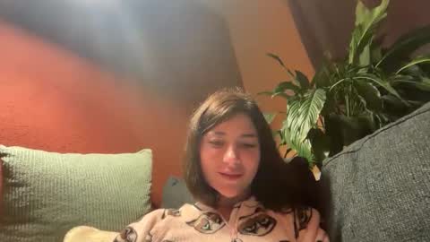 Snapshot of misssquirrtel chatting on 09.28.25 misssquirrtel online show from 09.28.25