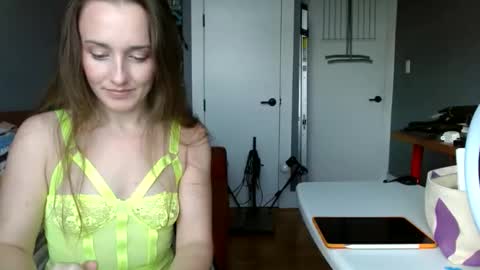 Summer West online show from 01.03.25