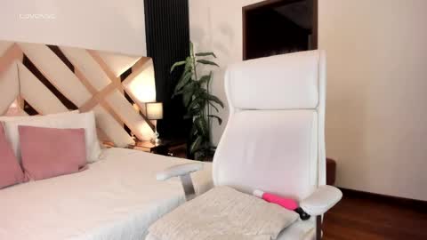 Fernanda Davila online show from 04.14.26