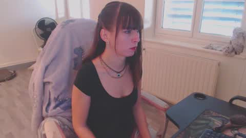 missthon online show from 12.21.24