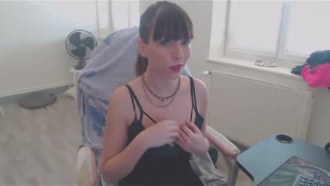 missthon online show from 12.24.24