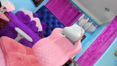 Snapshot of missvalentine18 chatting on 02.07.25 missvalentine18 online show from 02.07.25