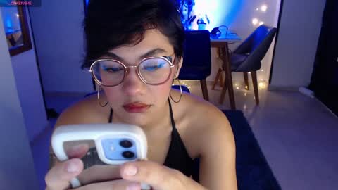 Snapshot of missvenuss chatting on 01.17.25 IG MISSVENUSS1 online show from 01.17.25