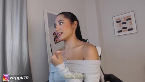 missvirggii online show from 11.10.25