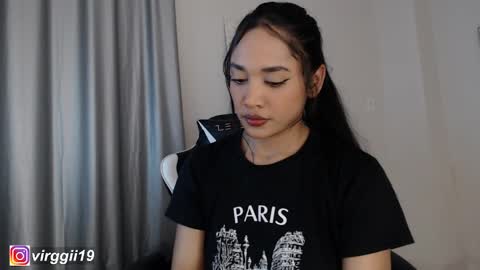 missvirggii online show from 11.21.25