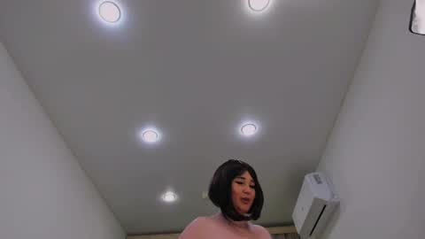 Snapshot of missxxxl chatting on 05.19.26 MissXXXL online show from 05.19.26