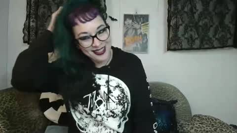 Snapshot of missy_dee chatting on 01.14.26 Missy Dee online show from 01.14.26