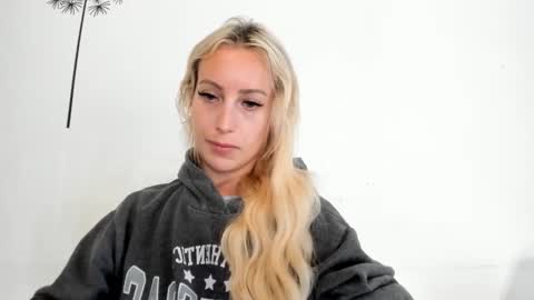 Missy matrix online show from 12.18.25