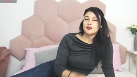 Snapshot of missyross_ chatting on 05.12.26 Elly online show from 05.12.26