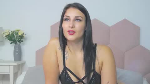 Elly online show from 07.29.26