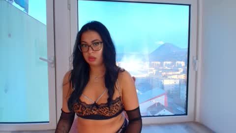 missyscarlet online show from 03.18.26