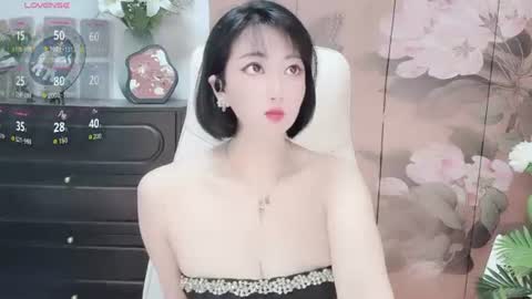 Mist Lili online show from 06.15.26