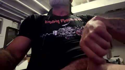 AJ online show from 09.23.25