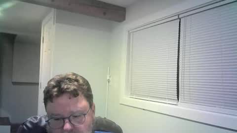 Snapshot of mister_happy567 chatting on 06.11.26 Mr. Happy online show from 06.11.26