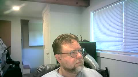 Snapshot of mister_happy567 chatting on 06.15.26 Mr. Happy online show from 06.15.26
