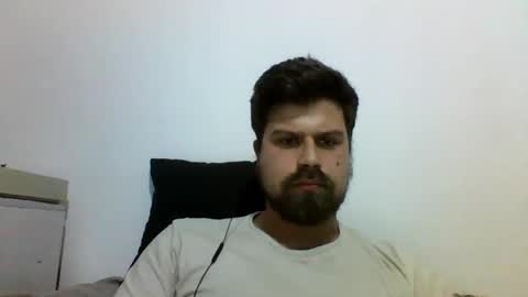 Snapshot of misteragu chatting on 02.26.25 misteragu online show from 02.26.25