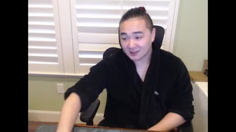 Snapshot of misterlionking chatting on 03.05.25 Eric online show from 03.05.25