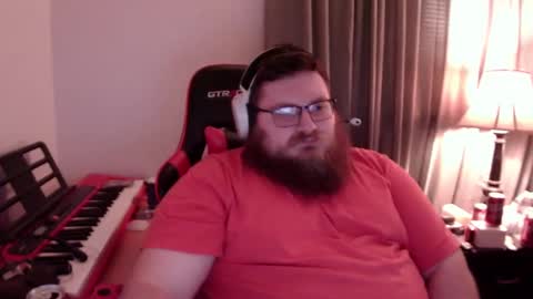 Snapshot of mistermac935 chatting on 12.18.24 mistermac935 online show from 12.18.24