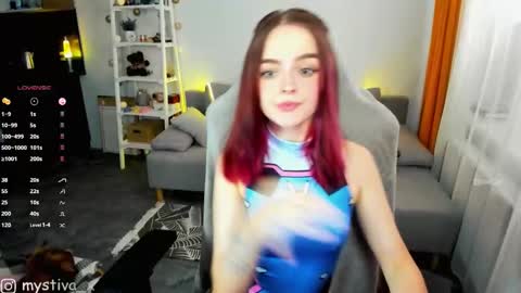 Hi everyone Im Tina online show from 09.28.25