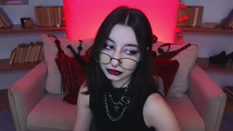 Snapshot of mistress__marcelline chatting on 10.11.25 Marcelline online show from 10.11.25