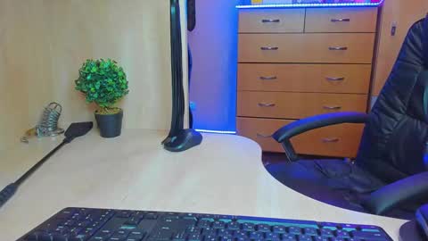 Mistress Kristi online show from 03.03.25