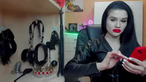 Mistress Kristi online show from 01.18.26