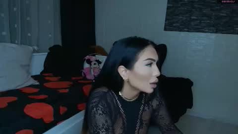 Snapshot of mistress_meryem chatting on 05.24.26 mistress_meryem online show from 05.24.26