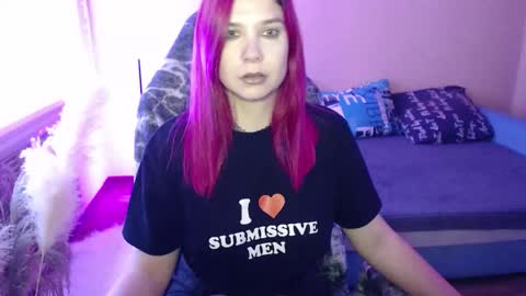 Snapshot of mistressbailey_x chatting on 10.24.25 Miss Bailey online show from 10.24.25
