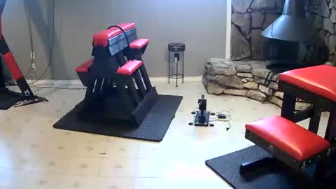 Snapshot of mistressc365 chatting on 12.12.24 Mistress C and bitch boy online show from 12.12.24