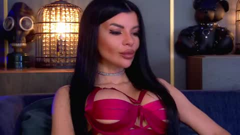 Elenia online show from 02.16.26