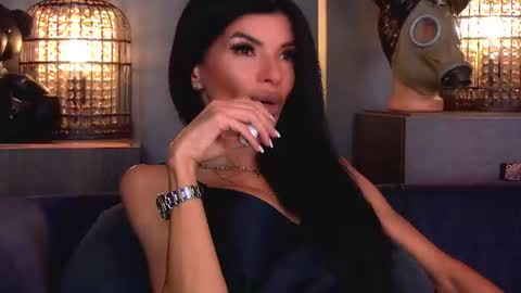 Snapshot of mistresselenia chatting on 07.08.26 Elenia online show from 07.08.26