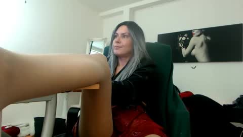 MistressEvelyn  online show from 12.15.24