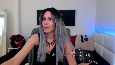 MistressEvelyn  online show from 01.21.25