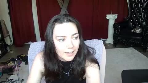 Snapshot of mistressjuniper chatting on 03.26.26 Mistress June online show from 03.26.26