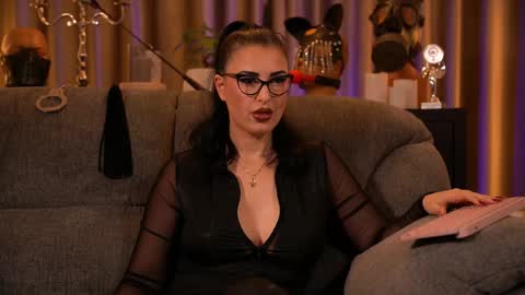 Mistress Kelly online show from 10.09.25